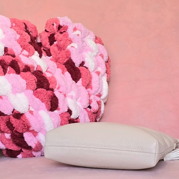 Kate Spade Cream Crossbody Bag - Picture 4 of 5